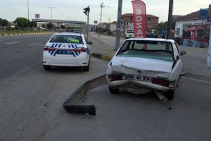 Kırıkkale'de iki ayrı kaza: 1 &ouml;l&uuml;, 4'&uuml; ağır 9 yaralı