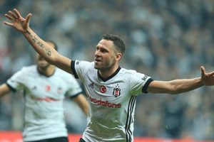 Dusko Tosic Beşiktaş'a d&ouml;nmeye hazırlanıyor!