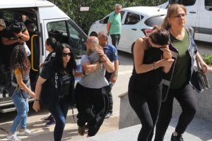 Fuhuş operasyonu: 20 ş&uuml;pheli adliyeye sevk edildi