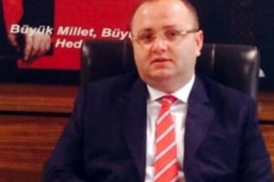 Ev hapsindeki iş adamı 5 yaşındaki &ccedil;ocuğunun &ouml;n&uuml;nde infaz edilmiş!