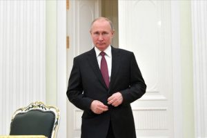 Putin'den havalimanı isimlerine revizyon