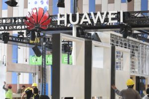 Huawei'den ABD'ye sert misilleme: Amerikalı &ccedil;alışanlar &uuml;lkelerine geri g&ouml;nderildi
