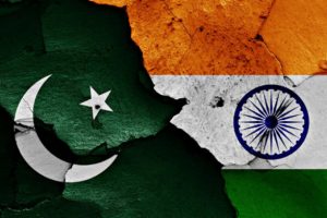 Hindistan'ın '&ouml;nce komşuluk' politikasında Pakistan yok