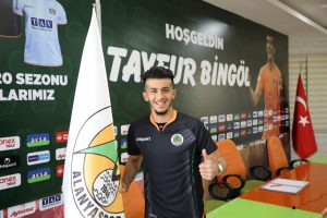 Aytemiz Alanyaspor, Tayfur Bing&ouml;l'&uuml; kadrosuna kattı