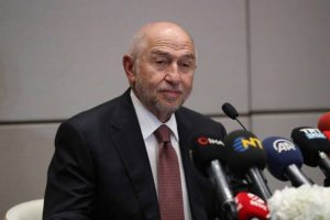 Nihat &Ouml;zdemir'den Hamit Altıntop s&uuml;rprizi