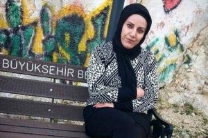 Barışma teklifi faciası: &Uuml;zerine benzin d&ouml;k&uuml;len 5 kişi yanarak yaralandı