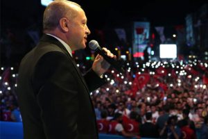 Cumhurbaşkanı Erdoğan: Kardeşliğimize sahip &ccedil;ıkmalıyız