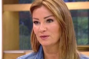 Pınar Altuğ bu sefer hemcinslerini eleştirdi: Kokarca gibi dolaşmayın!