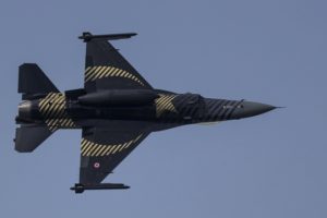 SOLOT&Uuml;RK'ten nefes kesen g&ouml;steri