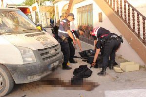 4 kişinin &ouml;ld&uuml;ğ&uuml; arazi kavgasında &ccedil;ok sayıda tutuklama