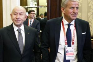 TFF Başkanı &Ouml;zdemir'den A Millilere ziyaret