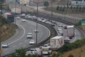 TEM'de bayram yoğunluğu
