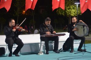 Bursa Gemlik'te B&ouml;lge Parkı'nda tasavvuf eserleri seslendirildi
