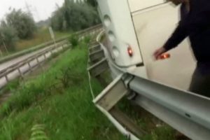 Bursa'da 40 yolcu &ouml;l&uuml;mden d&ouml;nd&uuml;