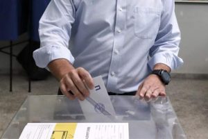 Yunanistan'da yerel se&ccedil;imlerde 3 T&uuml;rk belediye başkanı se&ccedil;ildi