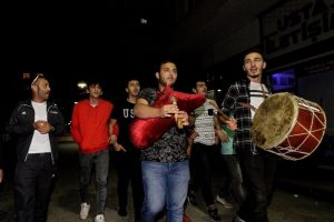 Ramazanın son sahuruna tulum sesiyle kalktılar
