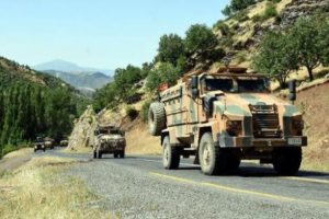 'Pen&ccedil;e Harek&acirc;tı'nda askeri sevkiyat s&uuml;r&uuml;yor