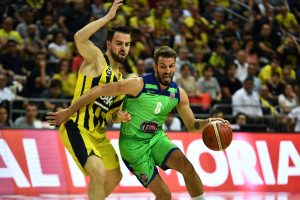 Fenerbah&ccedil;e Beko, TOFAŞ'ı mağlup etti