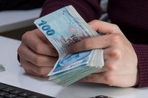 Emekliye zamda sona gelindi