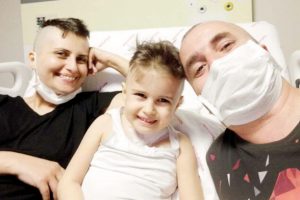 Annenin iliği tutmayınca &Ouml;yk&uuml; Arin'e babadan ilik nakli yapıldı