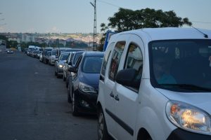 Tatilcilerin yol &ccedil;ilesi bitmiyor