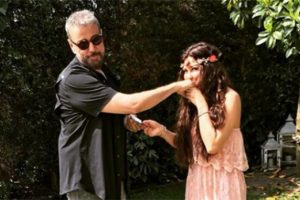 &Uuml;nl&uuml; &ccedil;iftten boşanma iddialarına yanıt