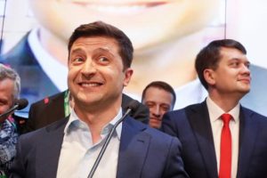 "Ukrayna Rusya ile m&uuml;zakerelere hazır"