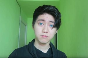 Evsize diş macunlu bisk&uuml;vi yedirten YouTuber'a hapis cezası