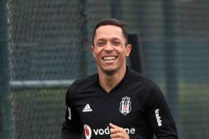 "Sao Paulo ile anlaşmaya vardım"