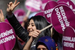 Mayıs ayının ağır bilan&ccedil;osu: 27 kadın &ouml;ld&uuml;r&uuml;ld&uuml;