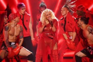Aguilera'dan Latin alb&uuml;m m&uuml;jdesi