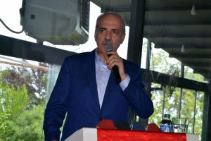 "AK Parti'ye karşı kızgınlığın bedeli, CHP'nin adayını o koltuğa oturtmak değildir"