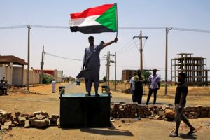 Afrika Birliği Sudan'ın &uuml;yeliğini askıya aldı