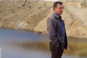 Kayıp eski muhtar, g&ouml;let kenarında &ouml;l&uuml; bulundu
