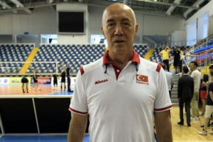 Nedim &Ouml;zbey: "Malatya'da ilk milli voleybol ma&ccedil;ı oynanacak"