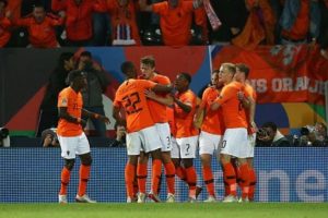 Hollanda, UEFA Uluslar Ligi'nde finale y&uuml;kseldi