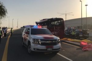 Turist otob&uuml;s&uuml; tabelaya &ccedil;arptı: 15 &ouml;l&uuml;, 5 yaralı