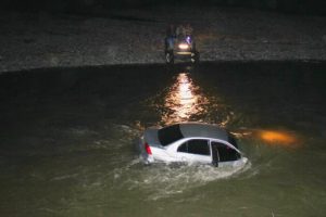&Ccedil;aya u&ccedil;an ara&ccedil;taki 3 kişi &ouml;l&uuml;mden d&ouml;nd&uuml;