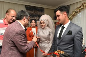 Bursa Yıldırım Belediye Başkanı Yılmaz, &ouml;nce kız istedi sonra s&ouml;z kesti