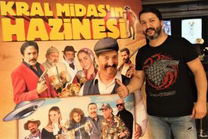 &Uuml;nl&uuml; komedyenden sinema sekt&ouml;r&uuml;ne ağır eleştiri