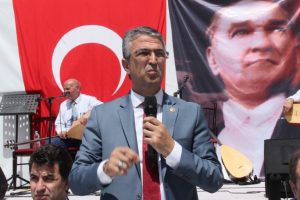 Aydın: "&Uuml;lkemiz &uuml;zerine oynanan oyunlar var"