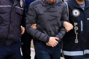 Bursa'da iki iş yerini kurşunlayan ve bir kişiyi yaralayan ş&uuml;pheli yakalandı