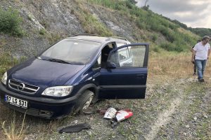 Otomobil ref&uuml;je &ccedil;arptı: 1yaralı