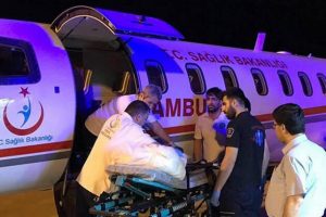 2 yaşındaki &ccedil;ocuğun &uuml;zerine kızgın yağ d&ouml;k&uuml;ld&uuml;
