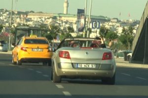 Yol boyunca canlı yayın yaptılar!