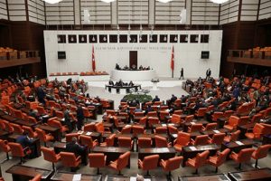 Mide k&uuml;&ccedil;&uuml;ltme ameliyatlarıyla ilgili Meclis'te alt komisyon kuruldu
