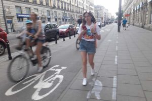 Polonya'da akıllı telefon kullanıcılarına &ouml;zel yol