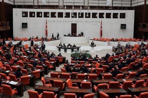 Yeni d&ouml;nemde atanmış bakanlar Meclis'te n&ouml;bet tutacak