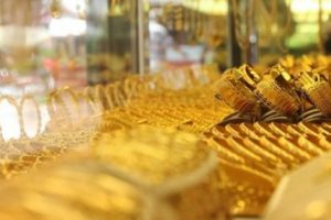 Kuyumcuya operasyon!  20 kilo sahte altın ele ge&ccedil;irildi