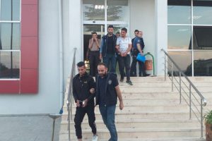 Motosiklet hırsızları su&ccedil;&uuml;st&uuml; yakalandı
